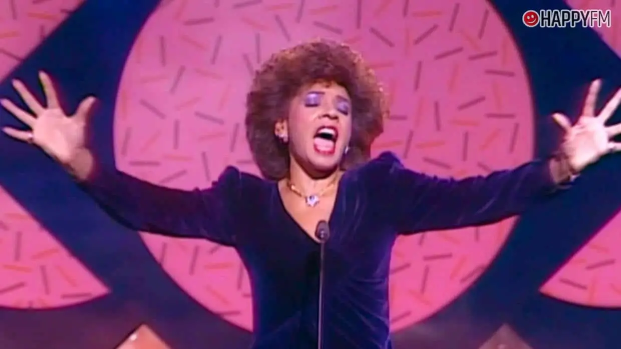 ‘I am what I am’, de Shirley Bassey: letra (en español) y vídeo