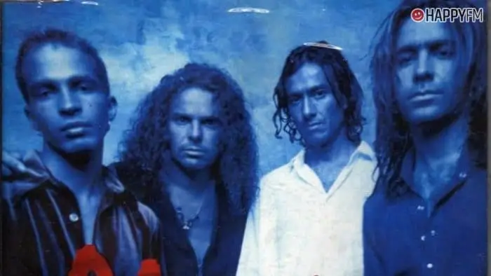 ‘Clavado en un bar’, de Maná: letra, historia y vídeo