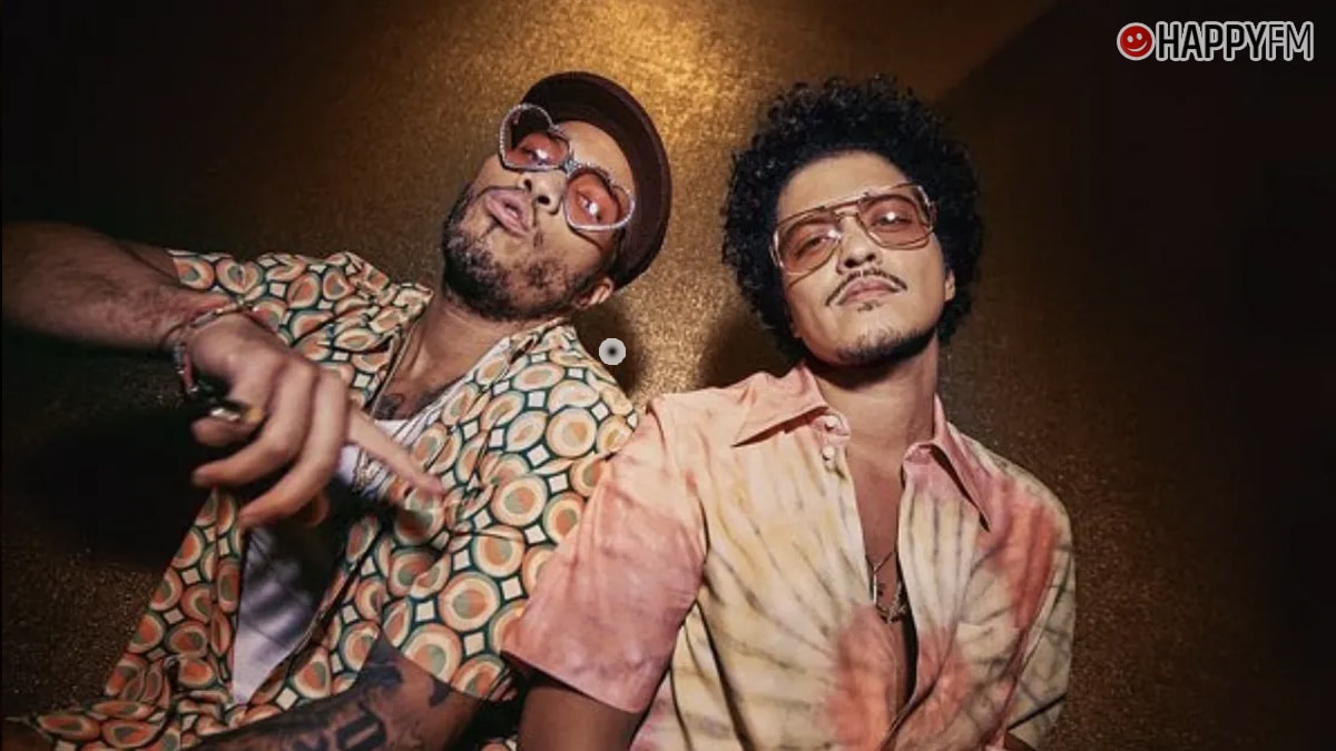 ‘Leave the door open’, de Bruno Mars y Anderson Pack: letra (en español) y vídeo