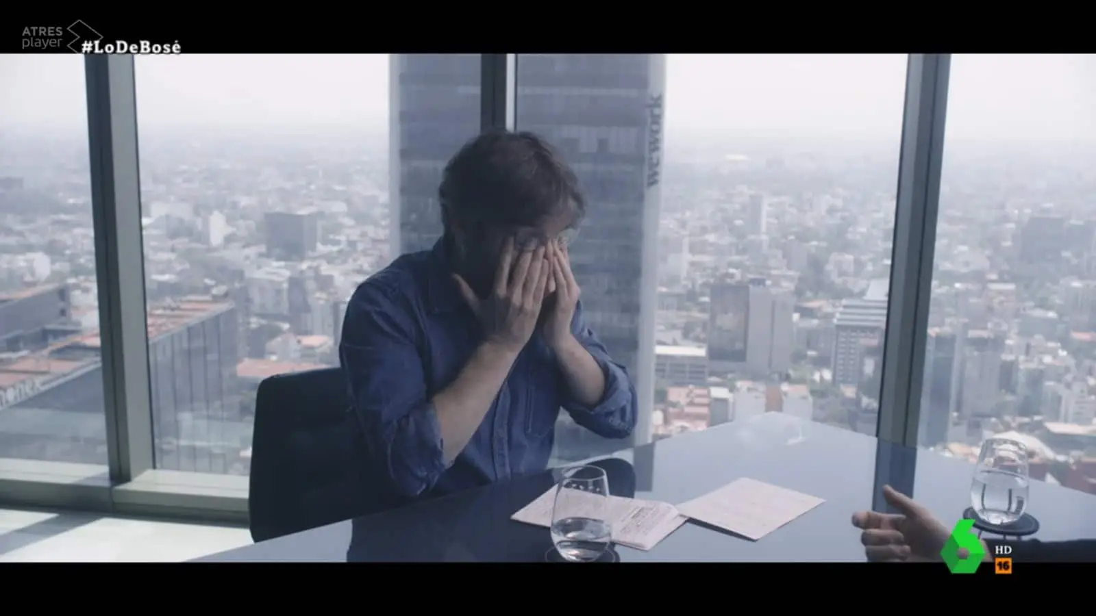 Jordi Évole se vio sobrepasado en varios momentos durante su entrevista con Miguel Bosé