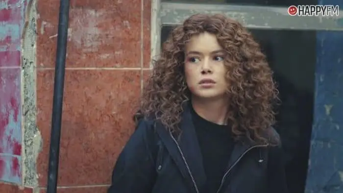 ‘Mujer’, capítulo 80: Raif propone matrimonio a Ceyda