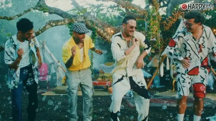 ‘Loquita’, de Reik y Rauw Alejandro: letra y vídeo