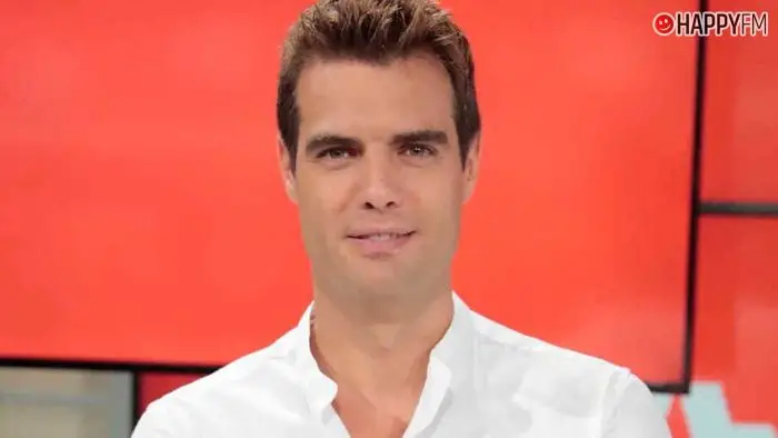 David Alemán, el colaborador serio de 'Sálvame': Su pareja y su pasado en 'Al salir de clase'