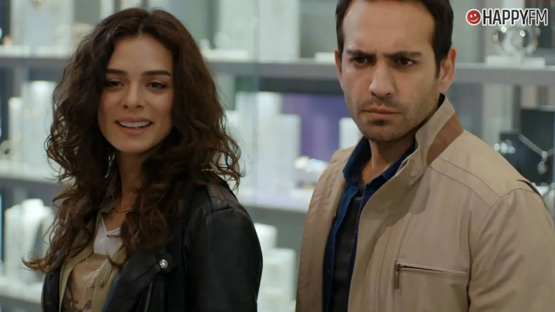 ‘Amor a segunda vista’, capítulo 24: Mukaddes cree que Zeynep está con Fatih por dinero