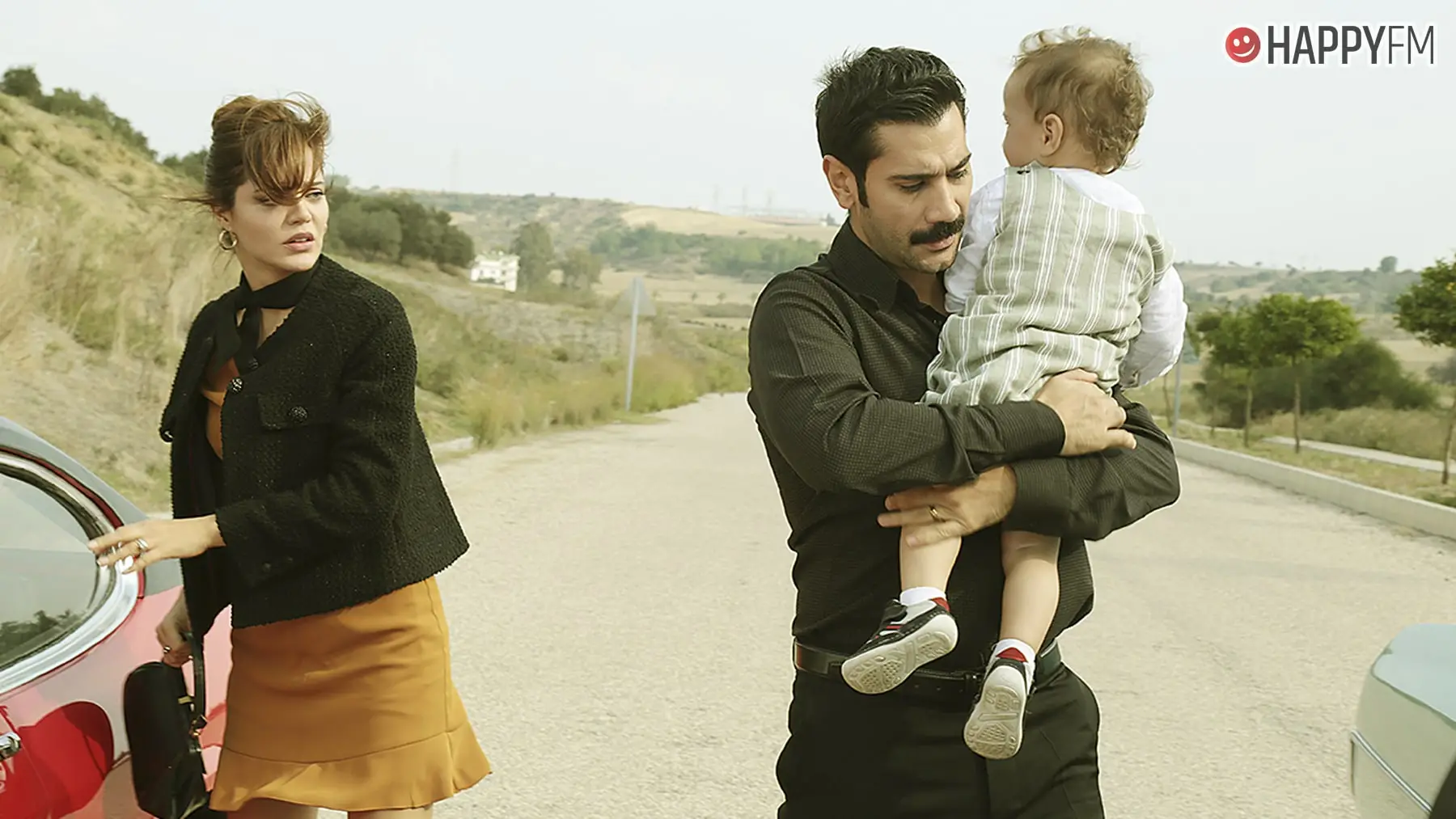 ‘Tierra amarga’, avance del capítulo de hoy: Yilmaz vuelve a llevar a Züleyha y a Adnan en su coche