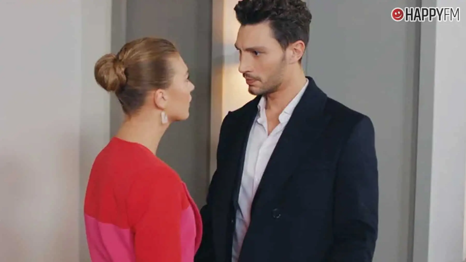 ‘Amor Lógica Venganza’, capítulo 46: Esra confiesa a Ozan las amenazas de Çagla