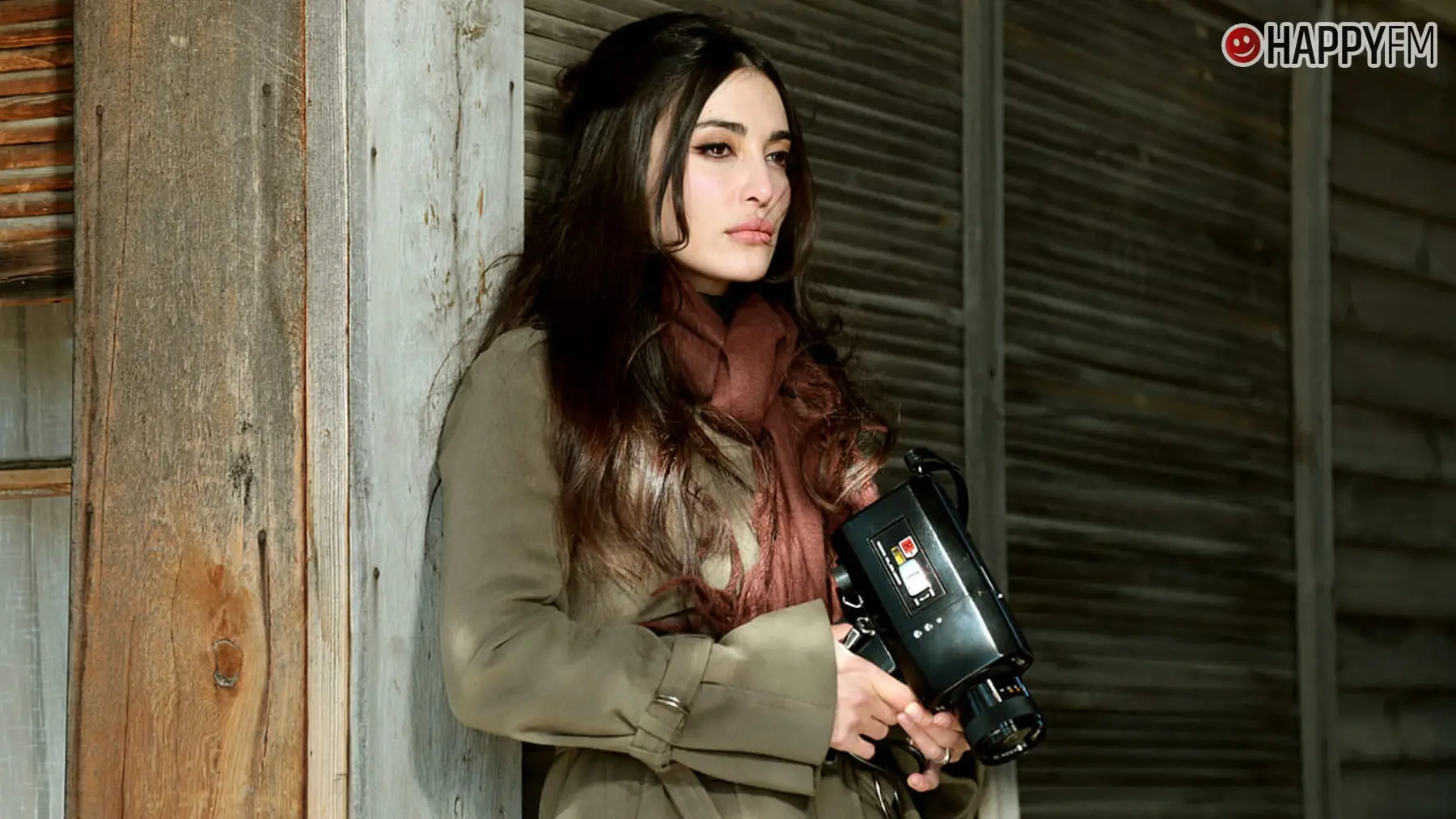 ‘Tierra amarga’, avance del capítulo de hoy: Müjgan graba un encuentro entre Züleyha y Yilmaz