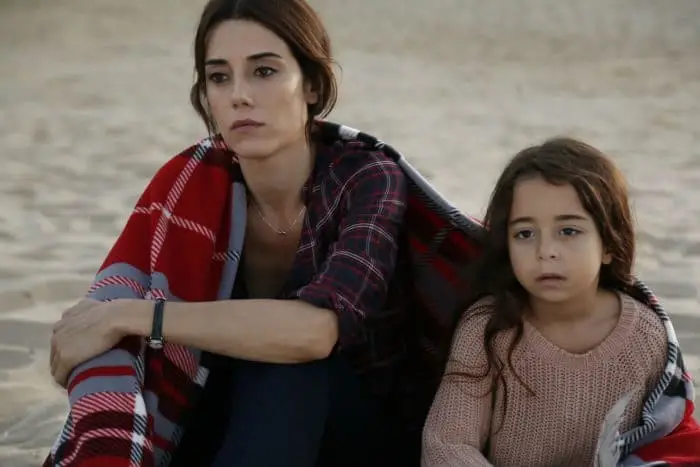 Cansu Dere: X cosas que no sabías de la protagonista de 'Infiel' 1