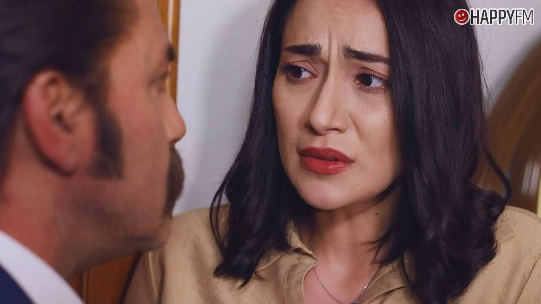 ‘Luz de esperanza’, capítulo 106: Süheyla, movida por los celos, desvela a Mahmut dónde está su mujer