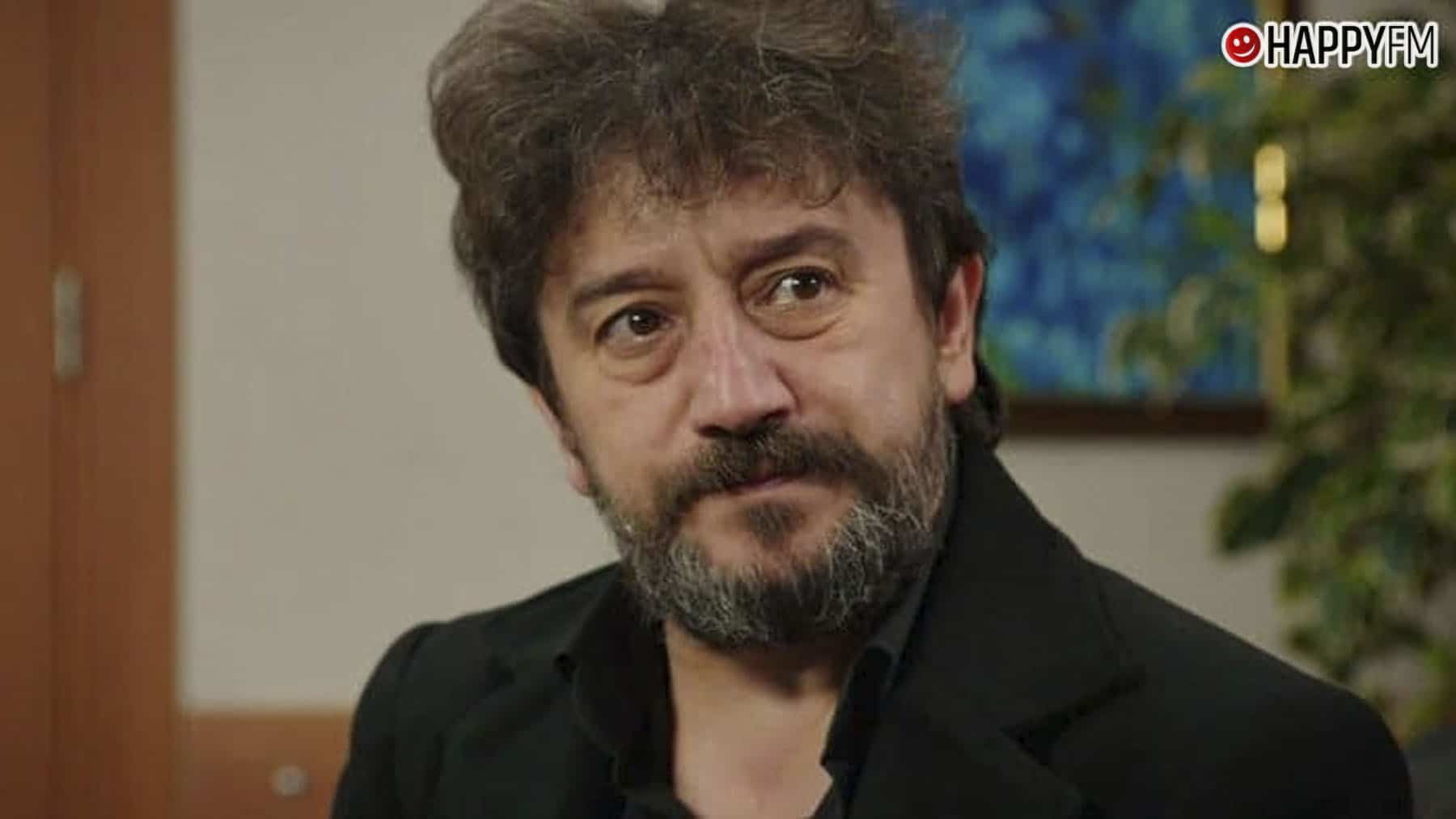 Süleyman Atanısev: su edad, su pareja y biografía de Ilyas en ‘Me robó mi vida’