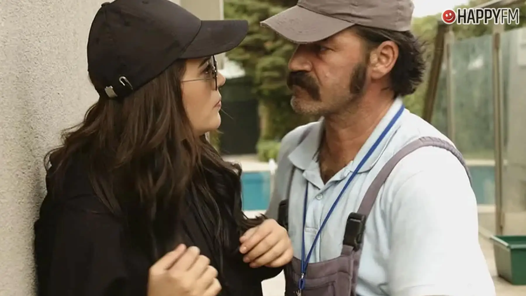 ‘Luz de esperanza’, capítulo 160: Süleyha y Mahmut quieren acabar con Ipek y Ömer respectivamente