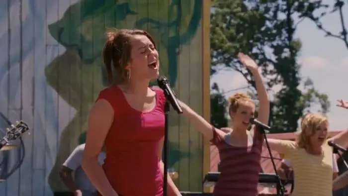 ‘The Climb’, de Miley Cyrus: letra (en español), historia y vídeo 2