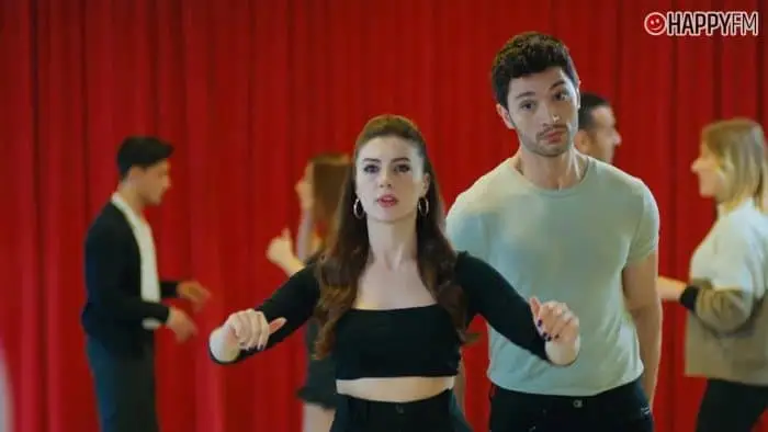 ‘Amor Lógica Venganza’, capítulo 92: Esra y Ozan hacen un gran esfuerzo en la terapia de pareja