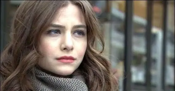 Ezgi Asaroğlu: 5 cosas que no sabías de la protagonista de 'Me robó mi vida' 1