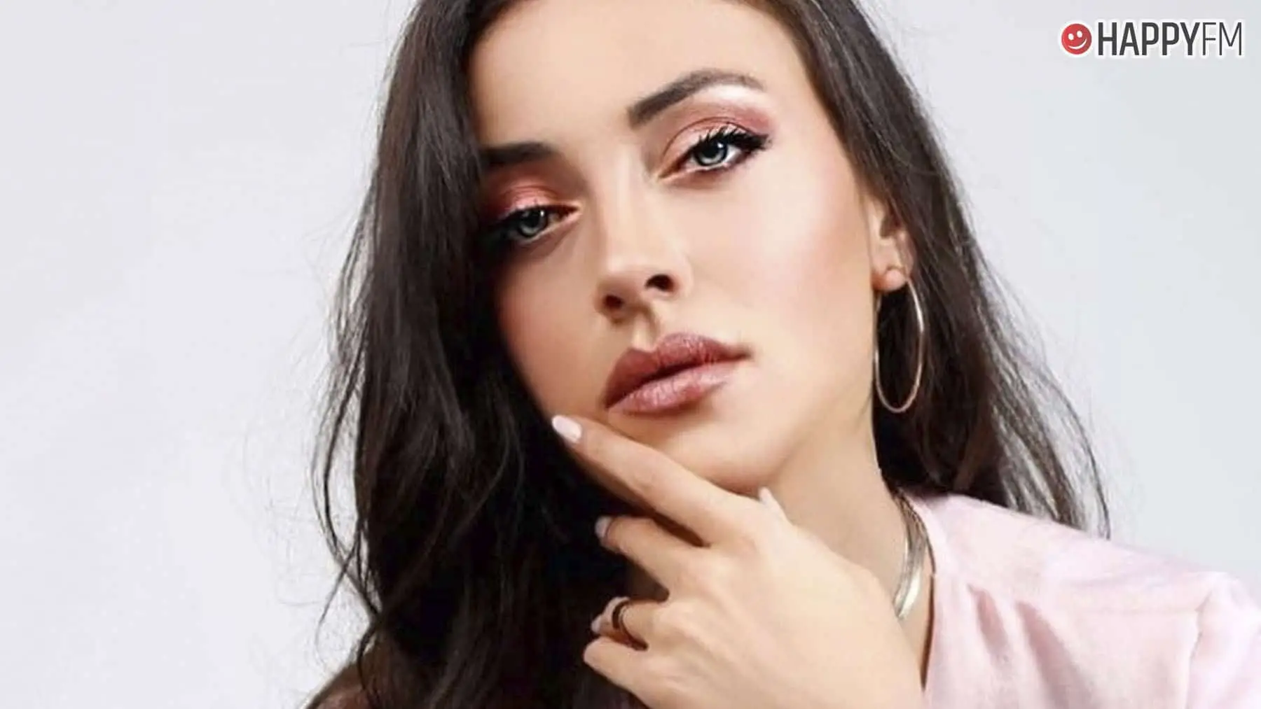 Dilara Büyükbayraktar: su edad, su pareja y biografía de Betul en ‘Querida madre’
