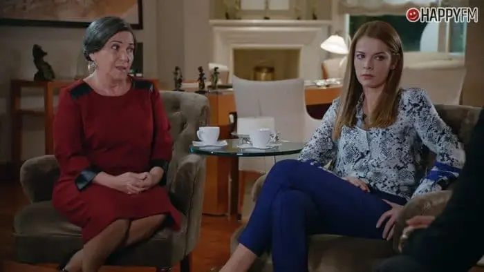 ‘Una parte de mí’, capítulo 26: Defne y Kiymet trazan un plan para alejar a Elif de Kahraman