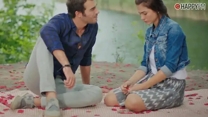 ‘Con olor a fresas’, capítulo 36: Burak se propone recuperar la confianza de Asli