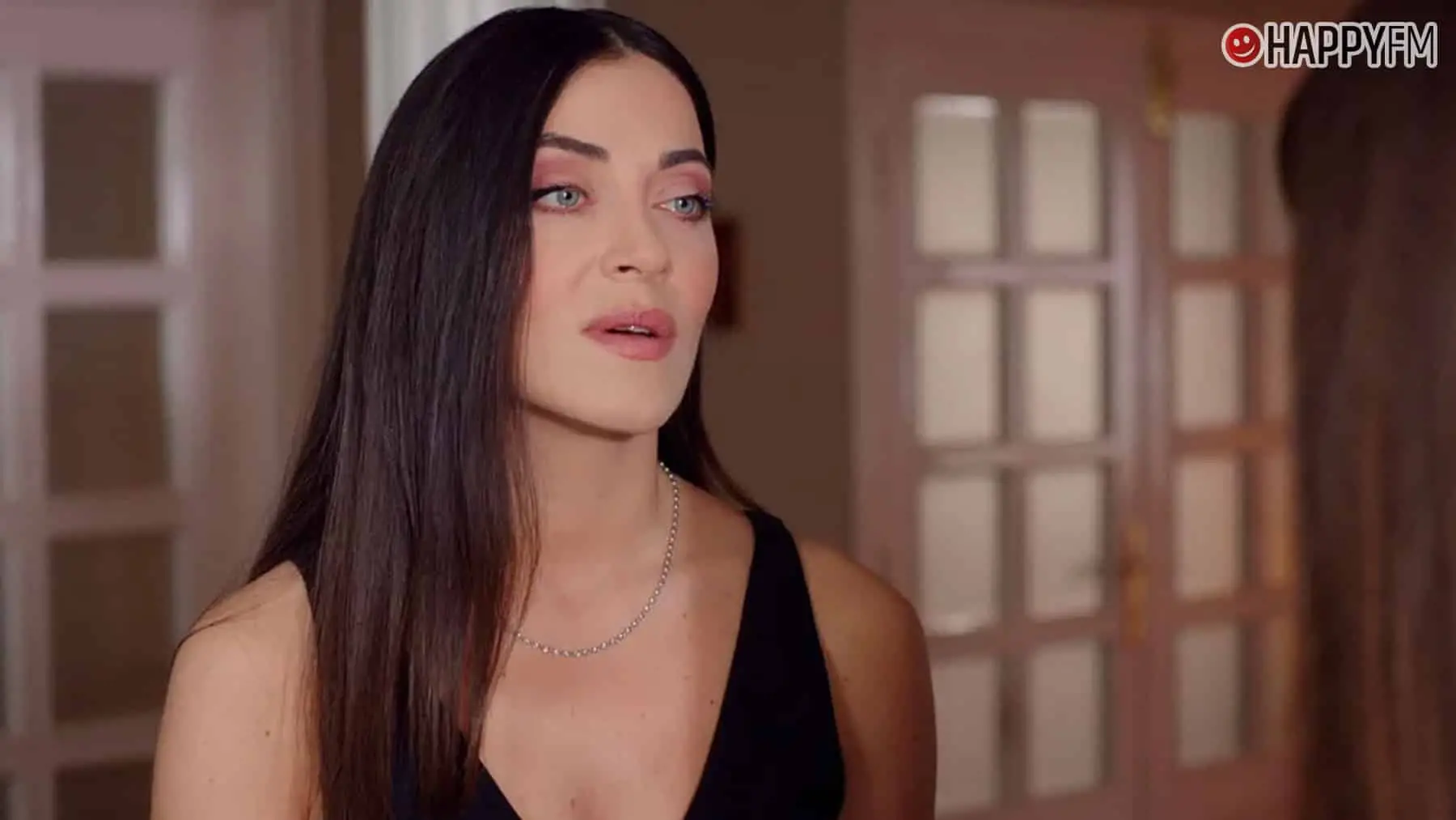 ‘Querida madre’, capítulo 51: Melek confiesa a Nazli lo que siente por Murat
