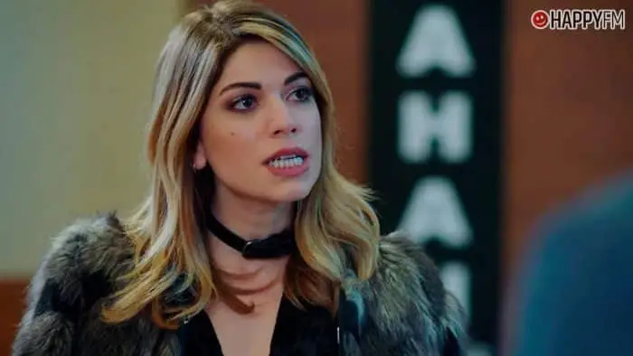 ‘Me robó mi vida’, capítulo 339: Efsun desvela a Mehmet Emir el gran secreto de Hülya