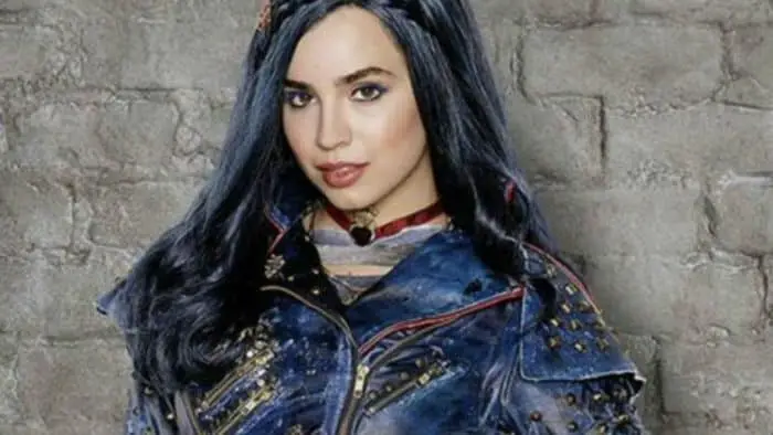 Sofia Carson: su edad, su pareja y biografía de Cassandra en 'Corazones malheridos' 1