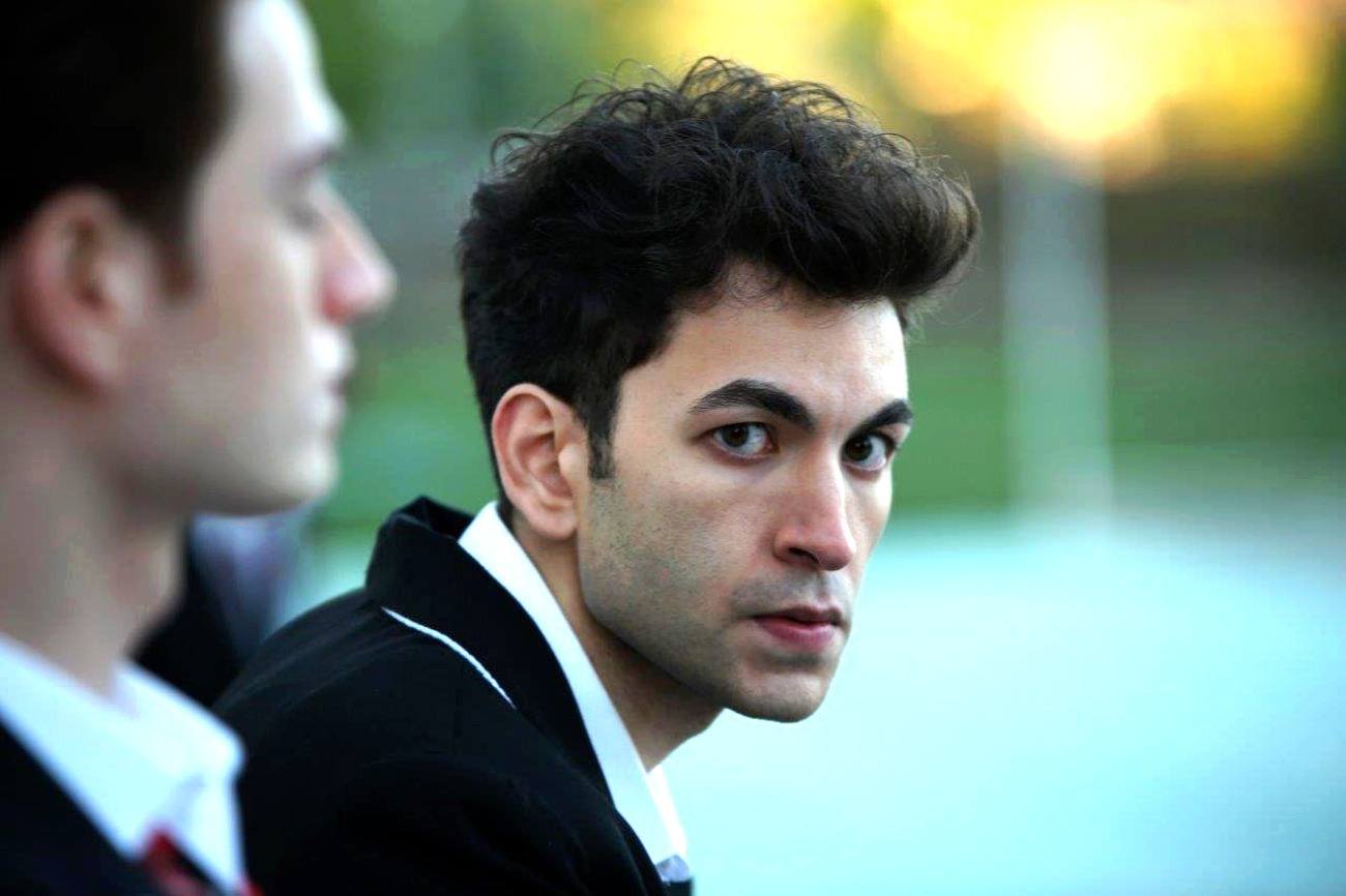 Berk Ali Çatal su edad, su pareja y biografía de Tolga en ‘Hermanos’