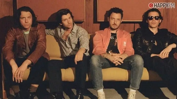 ‘I Ain’t Quite Where I Think I Am’, de Arctic Monkeys: letra (en español) y vídeo