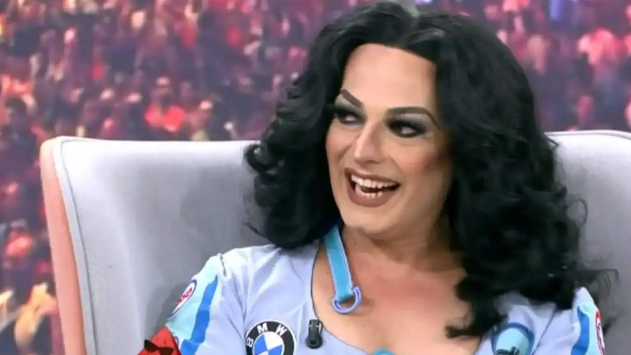 La prohibida: edad y nombre real de la nueva colaboradora de ‘Sálvame’