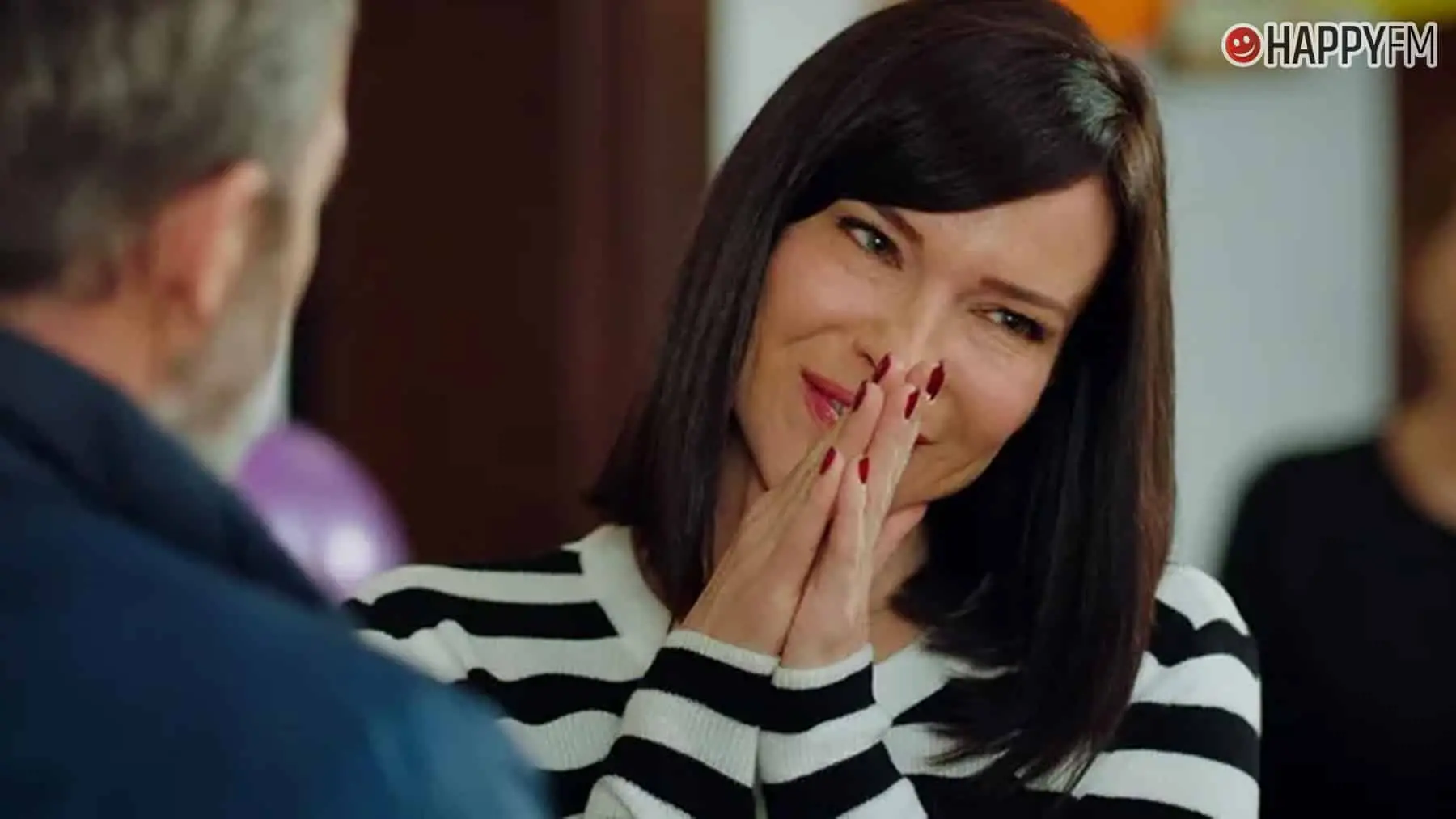 ‘Me robó mi vida’, capítulo 393: Mehmet Emir sorprende a Hülya con una inesperada propuesta