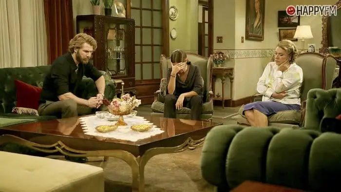 ‘Tierra amarga’, avance del capítulo de hoy: Fikret, obligado a comprometerse con Betül