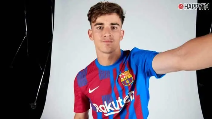 Gavi: su novia, su vínculo con la princesa Leonor y su nombre real