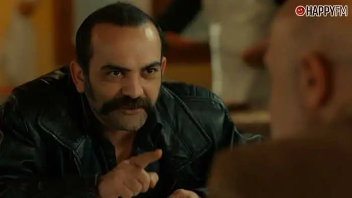 ‘Tierra amarga’, avance del capítulo de hoy: Vahap confirma que Betül le robó la película