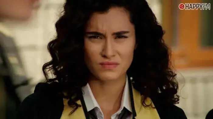 ‘Zeynep buscando a su padre’, capítulo 57: Zeynep acude a su cita con Aksel para dar una lección a Baris