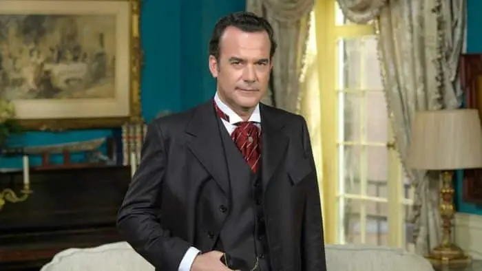 Manuel Regueiro: su edad, su pareja y biografía de Alonso Luján en ‘La Promesa’ 1