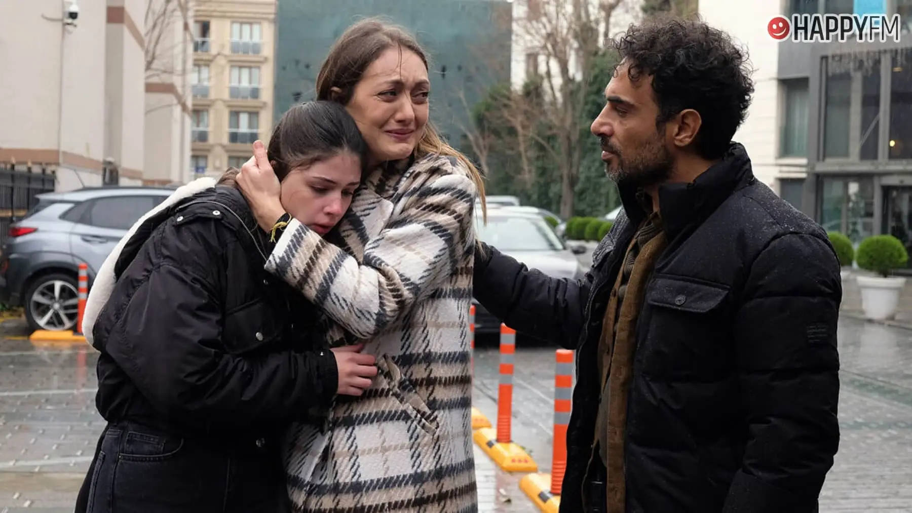 ‘Secretos de familia’, capítulo 15: Ceylin deja en shock a Ilgaz y a la familia Erguvan con su detención preventiva