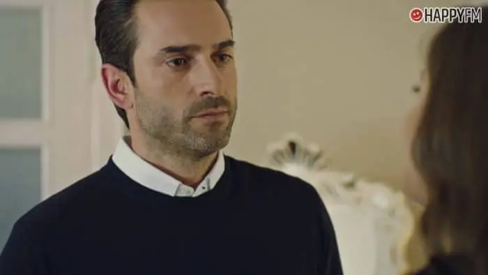 ‘Querida madre’, capítulo 190: Murat, enfadado, le pide explicaciones a Nazli sobre su viaje a Europa con Zeynep