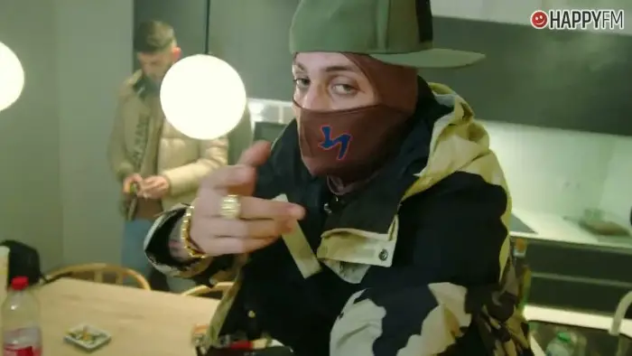 ‘Rezando por mí’, de JC Reyes: letra y vídeo