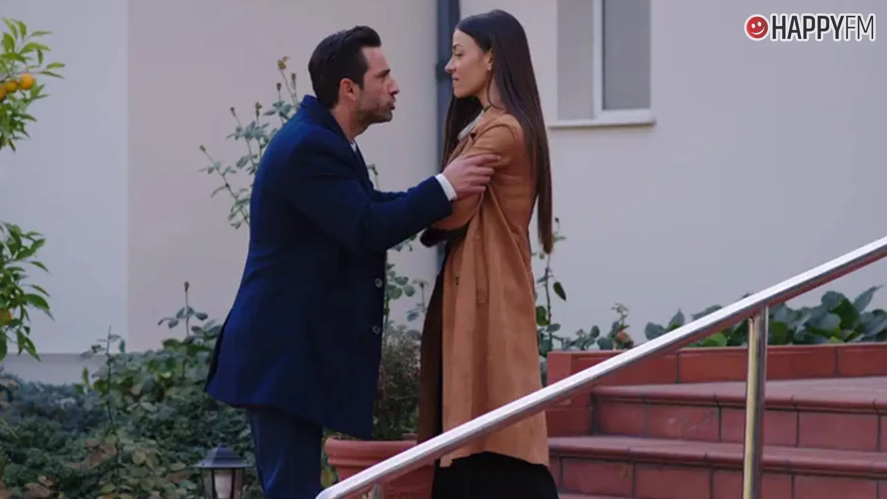 ‘Querida madre’, capítulo 210: Melek teme que Murat tome represalias en su contra