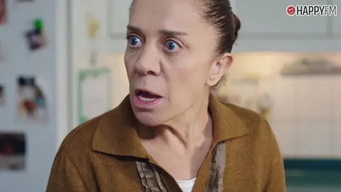 ‘Querida madre’, capítulo 217: Asude acusa a Melek de haber envenenado a Nazli