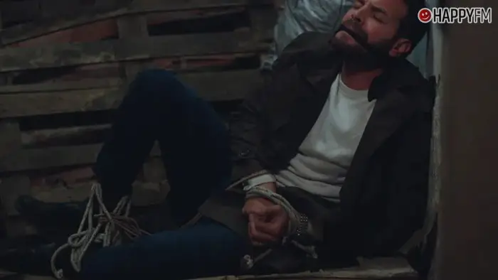 ‘Querida madre’, capítulo 232: Levent amordaza y encierra a Furkan