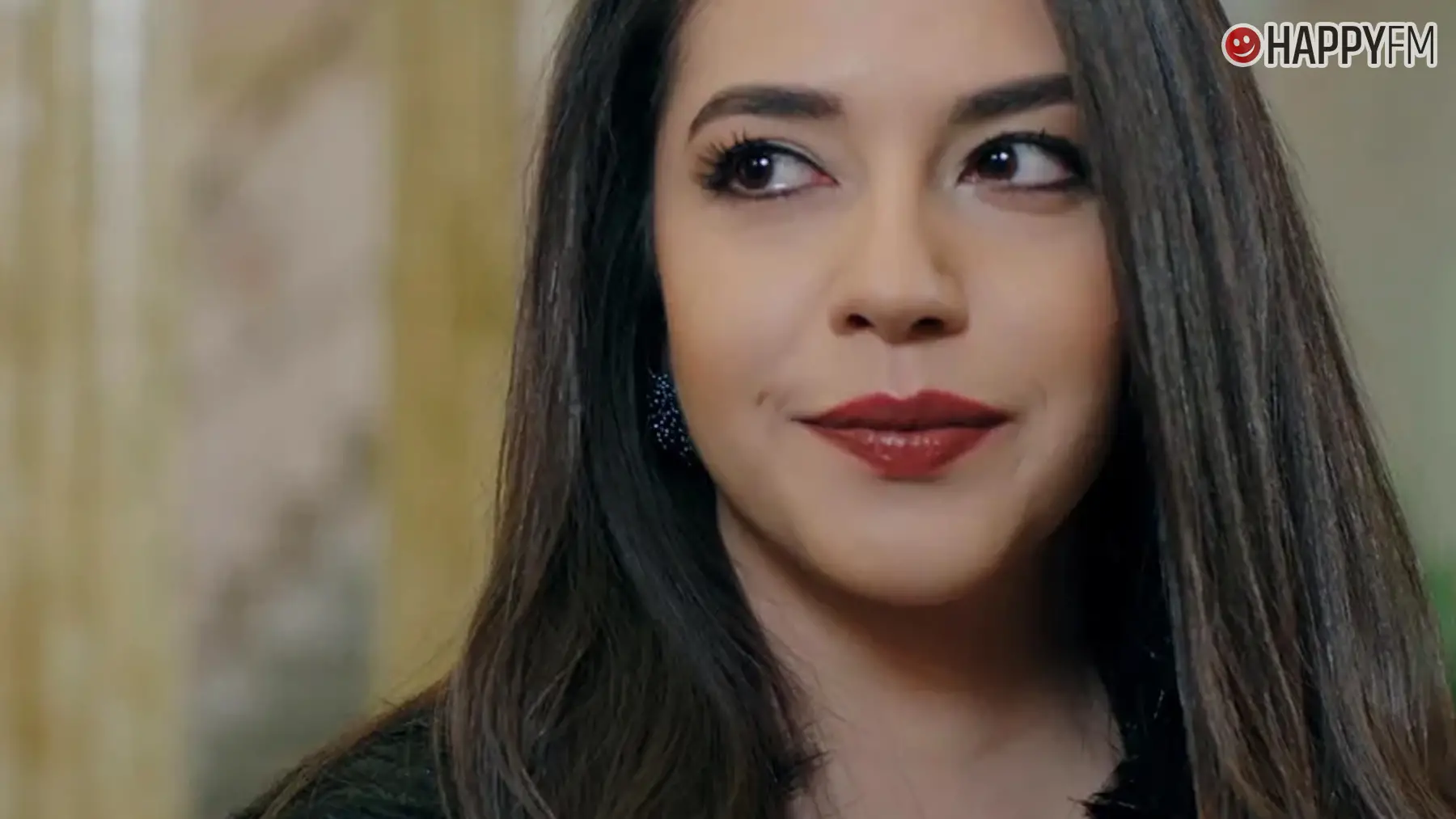 ‘Hicran: en busca de mi hija’, capítulo 15: Yeliz intenta fijar una fecha para su boda con Emre