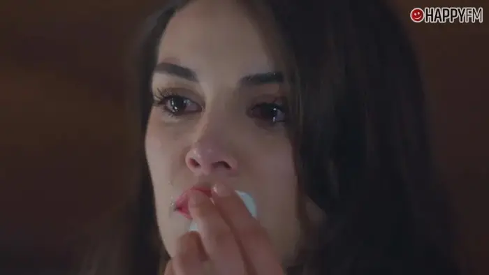 ‘Querida madre’, capítulo 308: Kenan escucha una íntima conversación entre Nazli y Murat