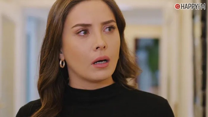 ‘Querida madre’, capítulo 312: Nazli, asustada tras escuchar una discusión de Kenan y Ceyda