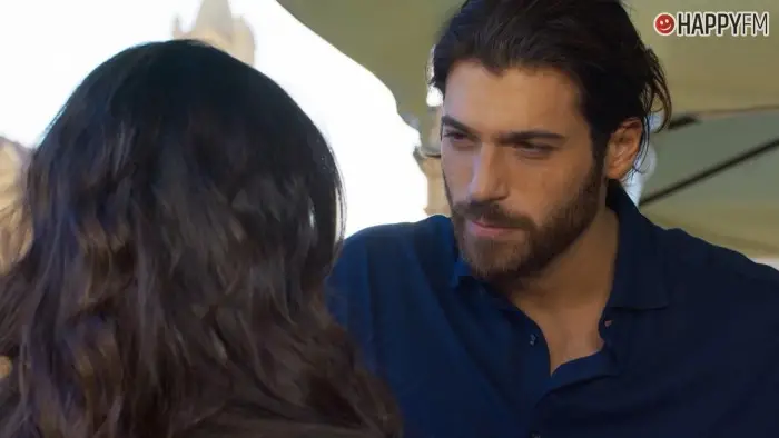 ‘Violeta como el mar’, capítulo 8: Francesco busca, desesperadamente, a Farah