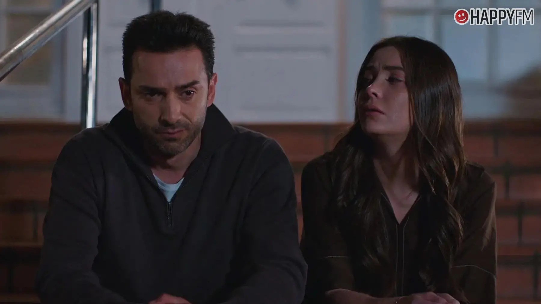 ‘Querida madre’, capítulo 348: amenazan a Murat con acabar con la vida de Zeynep