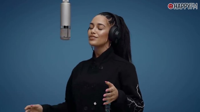 ‘Blue Lights’, de Jorja Smith: letra (en español) y vídeo