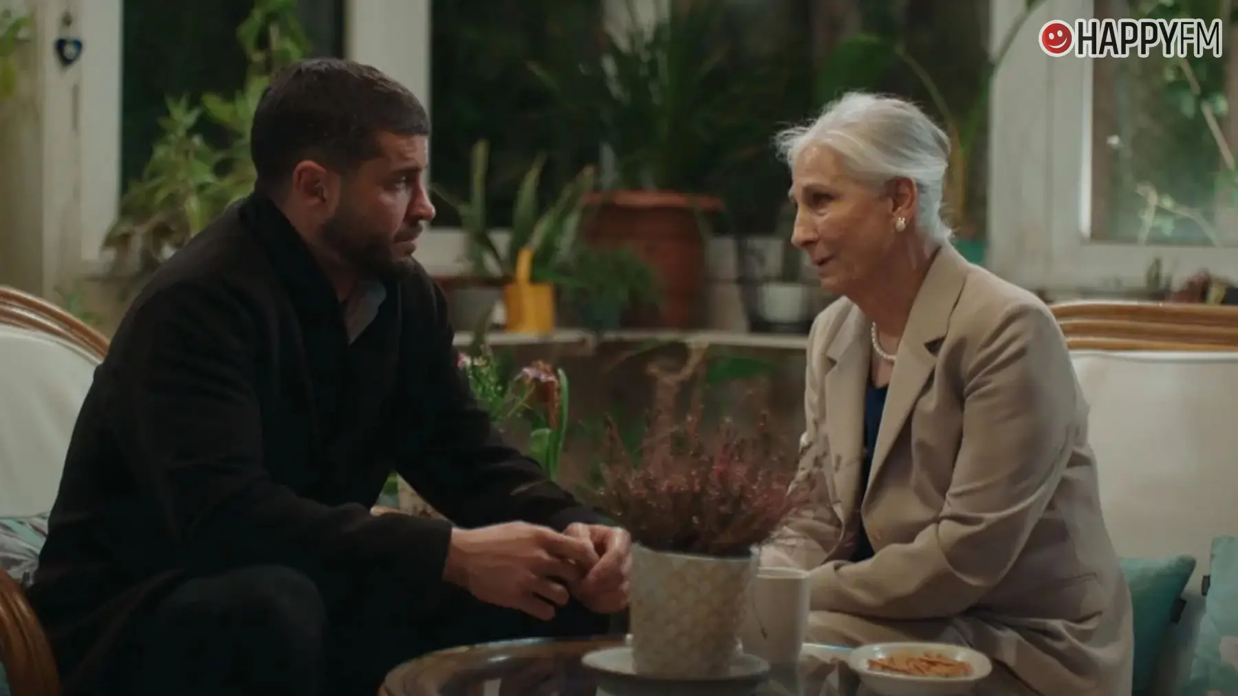 ‘La luz de mi vida’, capítulo 106: Ayten traza un plan para que Elif y Firat se reconcilien