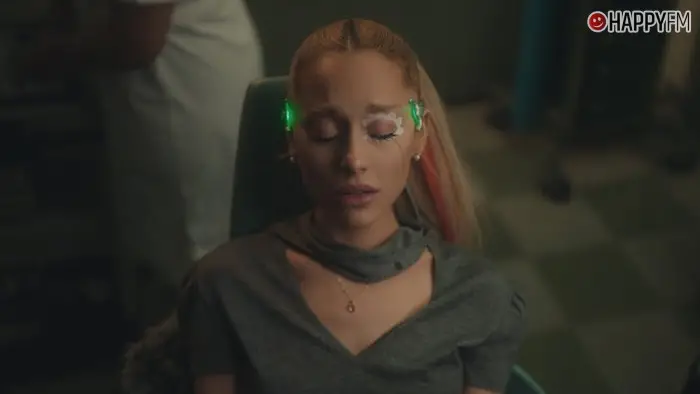 ‘we can’t be friends (wait for your love)’, de Ariana Grande: letra (en español) y vídeo