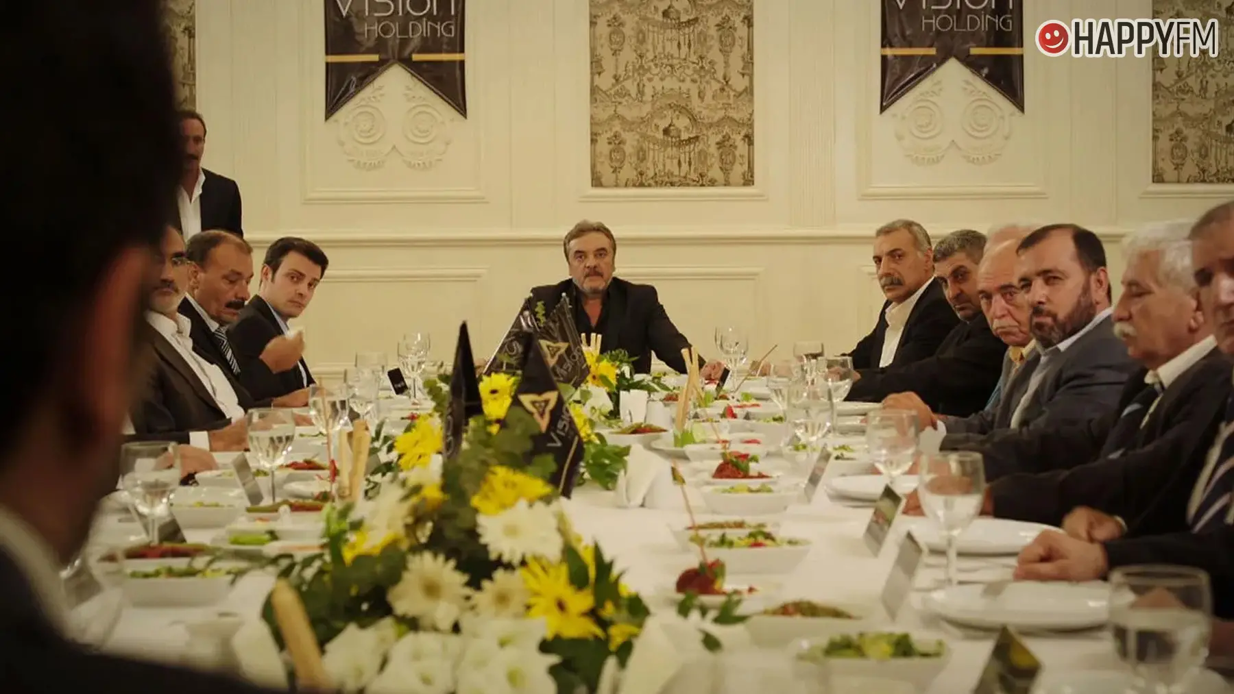 ‘Karagül: Tierra de secretos’, capítulo 234: Kendal y Kenan inician una guerra por los clientes de la empresa