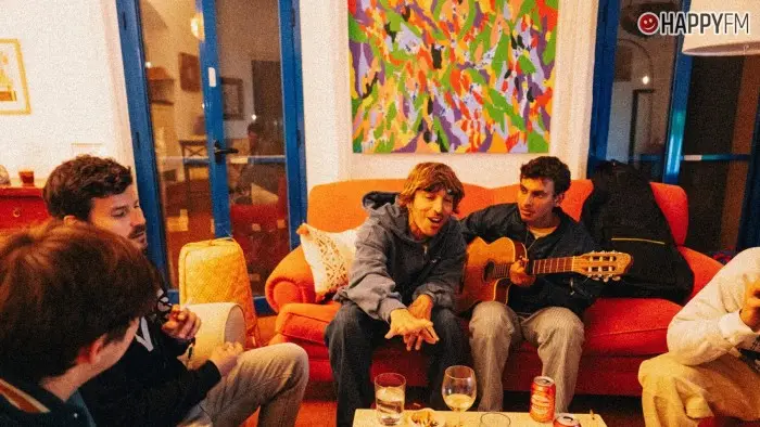 ‘Me quedo conmigo’, de Taburete y Marlon: letra y vídeo