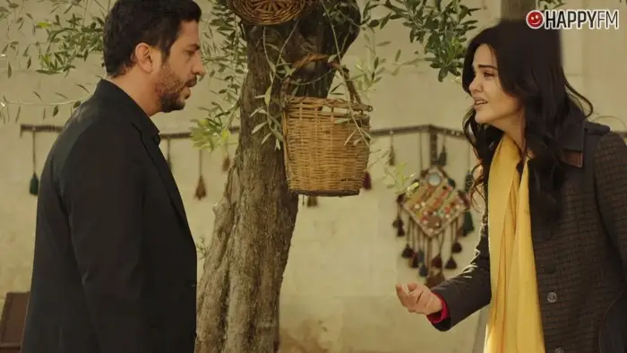 ‘Karagül: Tierra de secretos’, capítulo 266: Özlem estalla, como nunca, contra Kasim